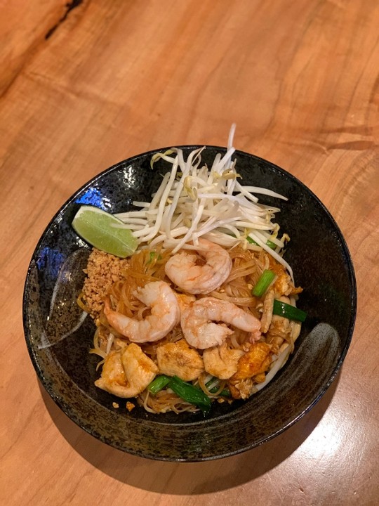 REGULAR PAD THAI