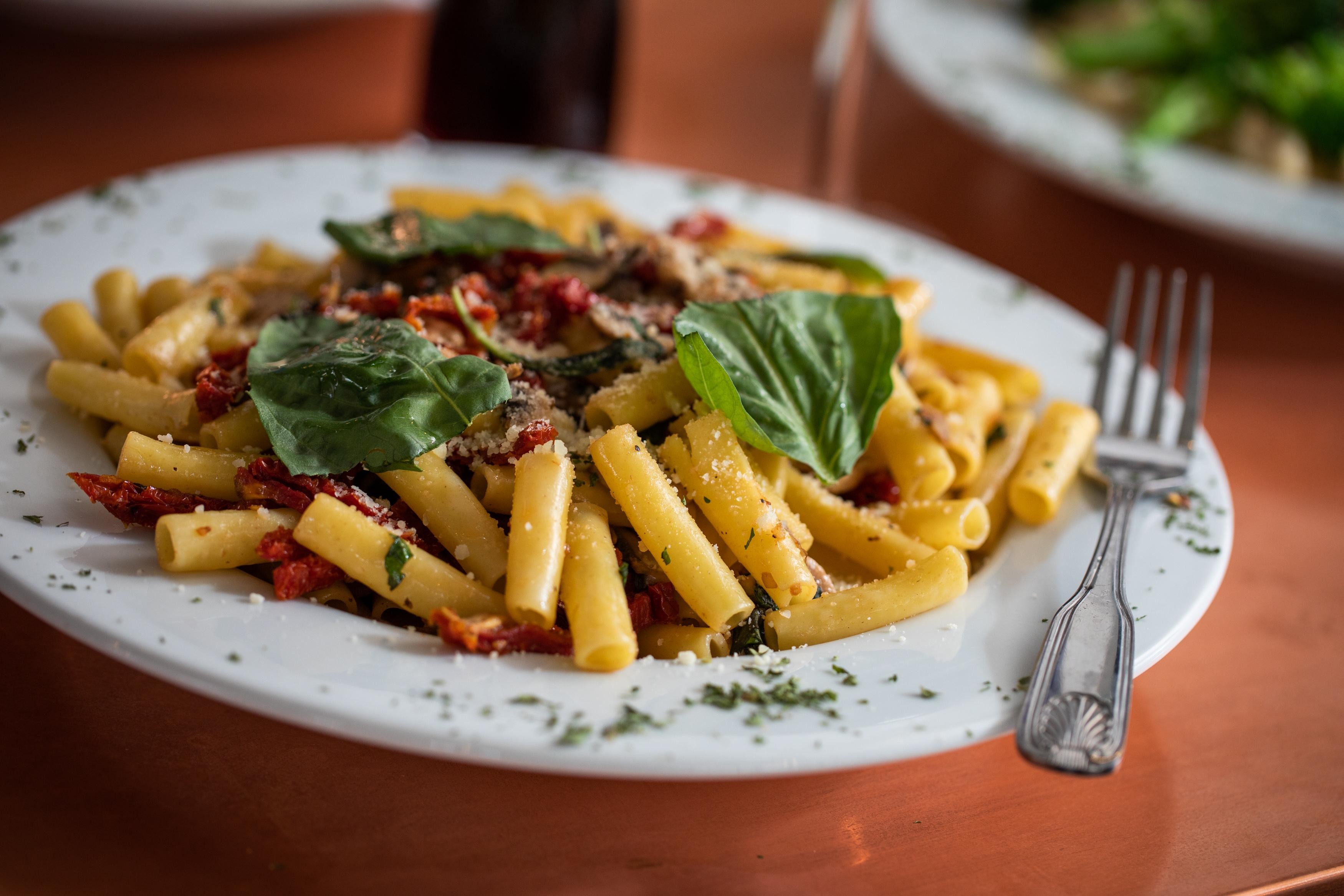 Ziti S.D. Tomatoes and Mushroom