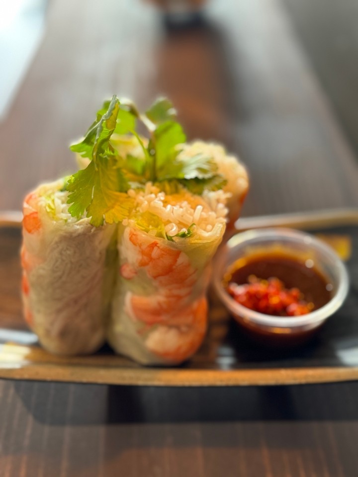 Goi Cuon Tom Thit / Shrimp & Pork Fresh Spring Rolls
