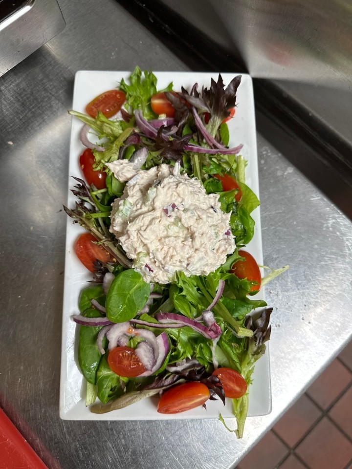 Tuna Salad Plate