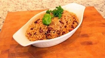 Dira Ak Pwa | Rice & Beans