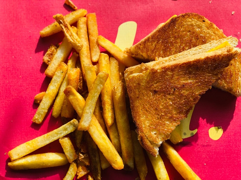 KIDS GRILLED CHEESE