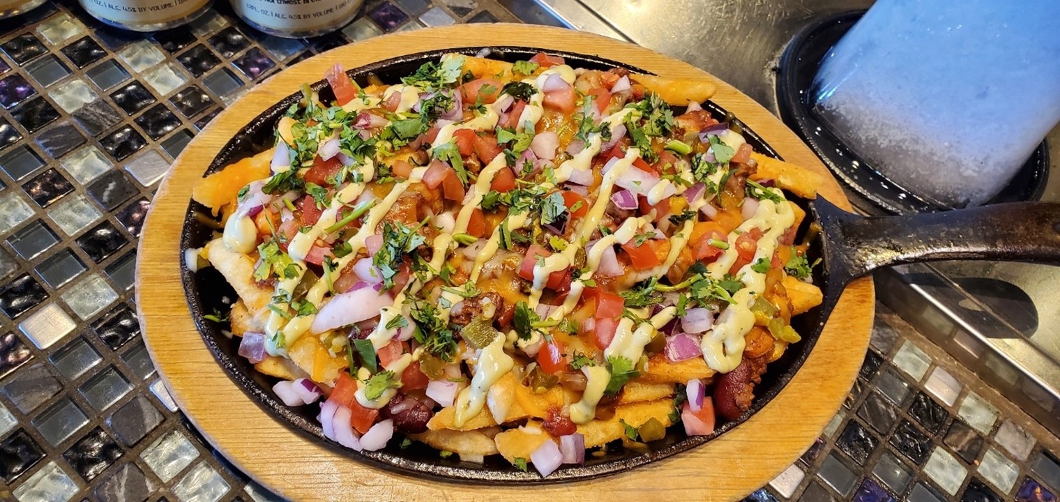 CHILI CHEESE FRIES