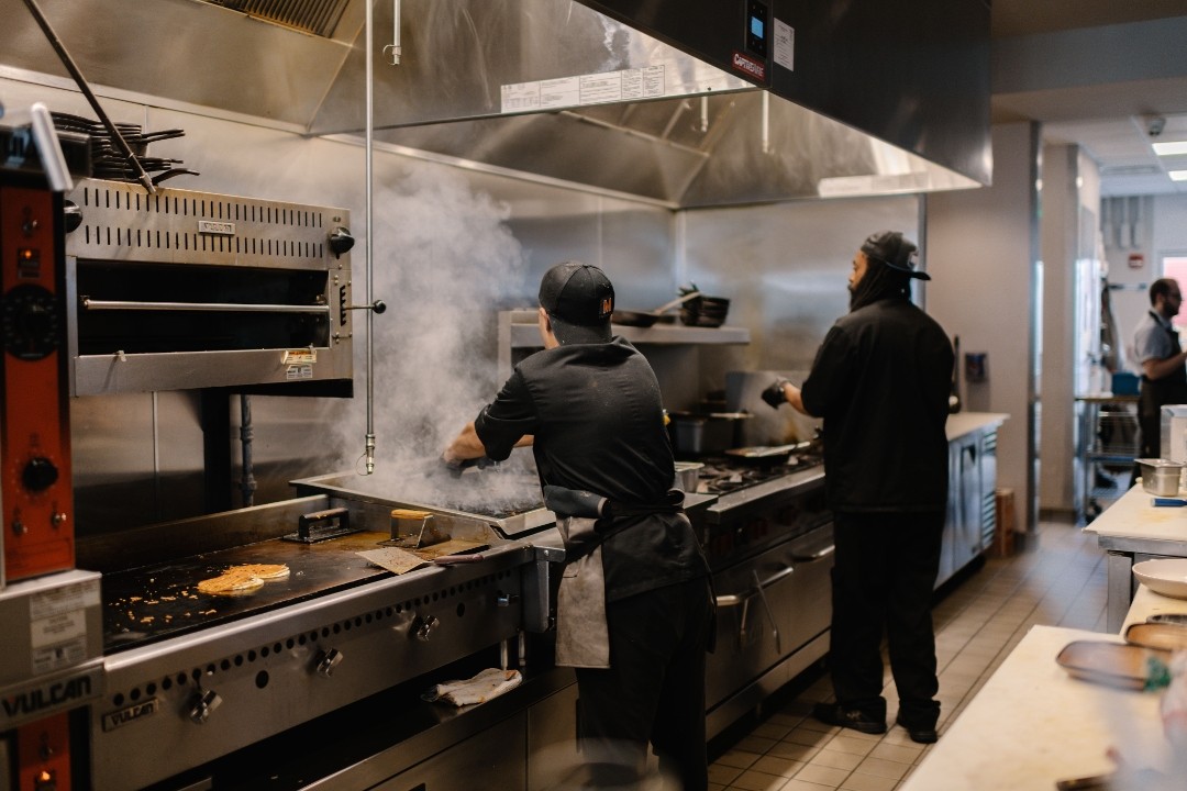 The Compound: Papi's Pizza & Brixton BBQ