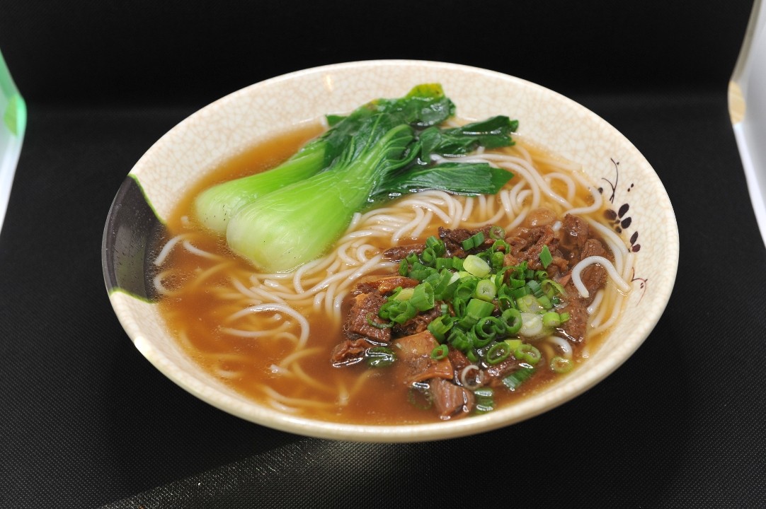正宗牛腩米线  Beef Flank Rice Noodle