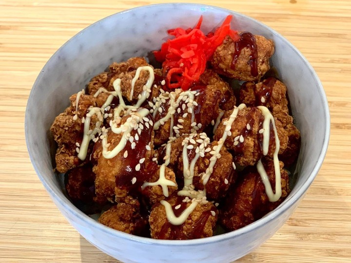 Karaage Don (White rice topped w/ Japanese fried chicken)