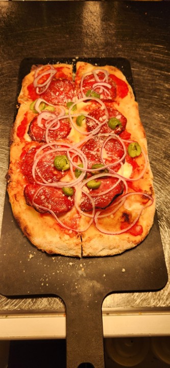 Finocchiona & Olive Pinsa (Pizza)