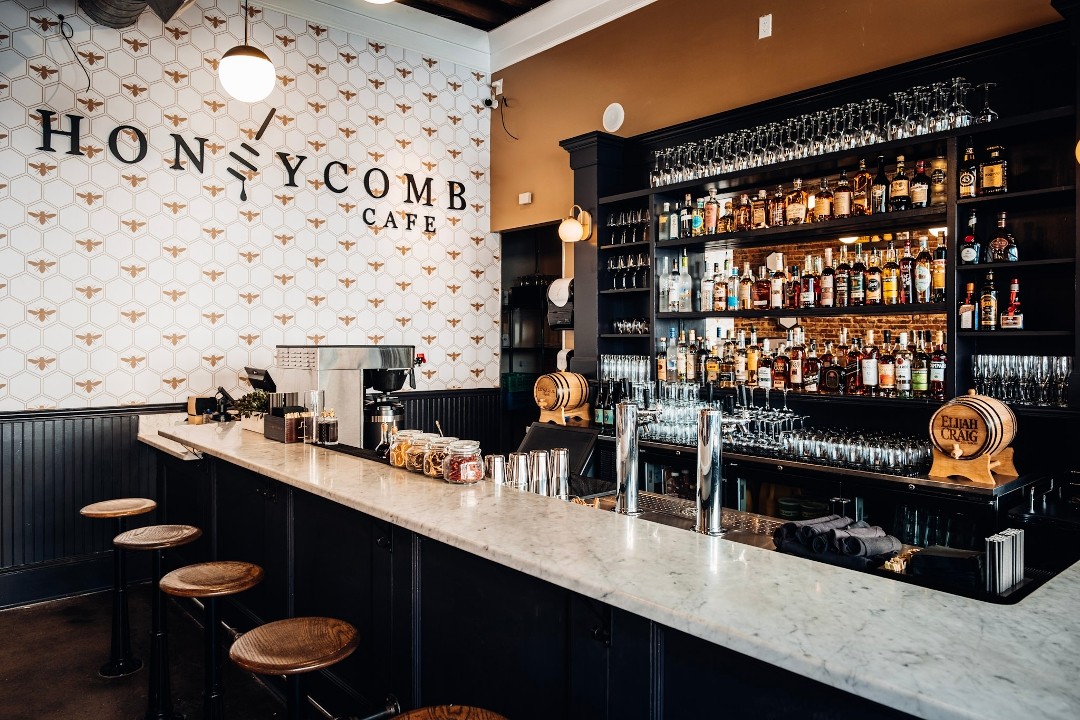 Honeycomb Cafe 31 N Main St