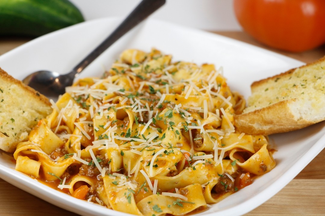 PAPPARDELLE BOLOGNESE