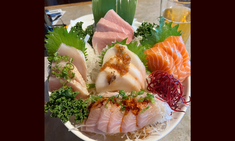 Premium Sashimi Platter (with Bluefin)