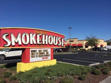 Eustis Oakwood Smokehouse