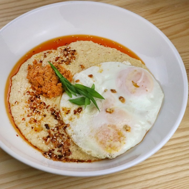 Grits with Pimento Cheese