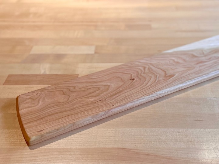 Genlore Woodcraft Baguette Sized Cutting Board
