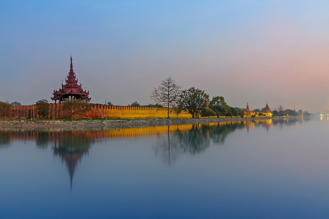 Burma Light