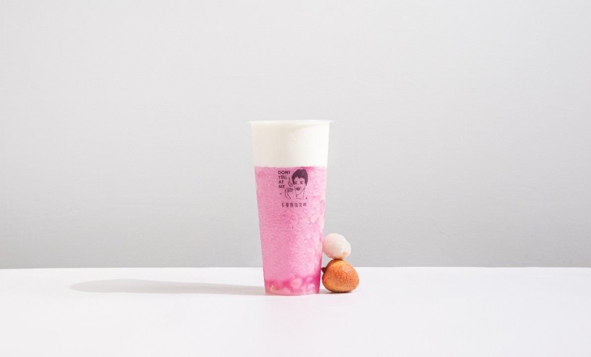 Pink Lychee Smoothie Topped w/ Cheese Foam 芝芝粉枝