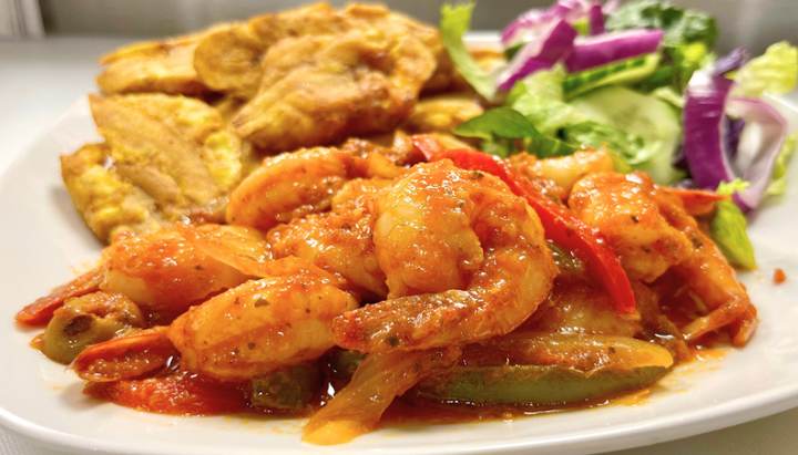 Camarones a la Criolla/Shrimp in Creole Sauce Plate