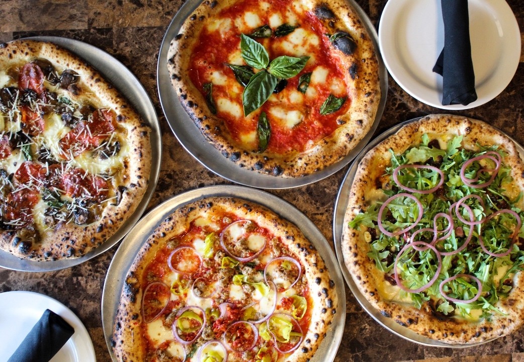 Bella Gusto Urban Pizzeria 1964 N Alma School Rd ste-1