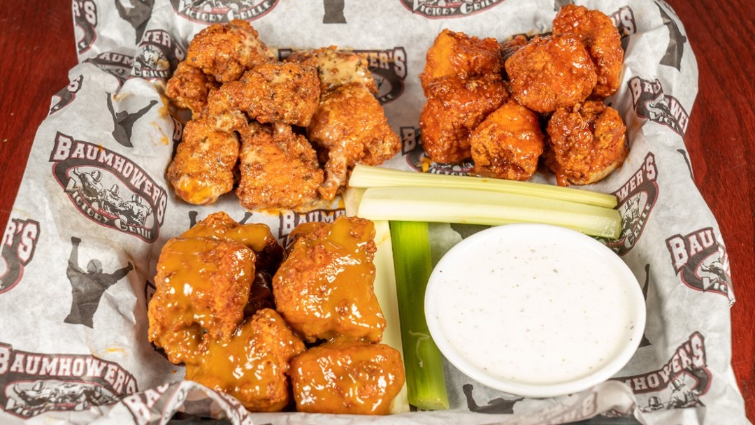 Bww Sampler Baumhower's Victory Grille Troy, AL - Large Wings