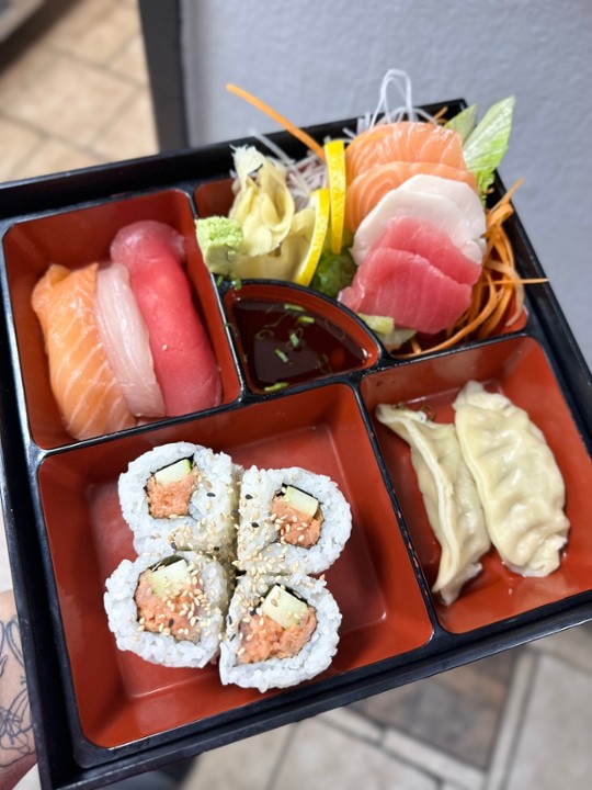 Sushi Sashimi Bento Box