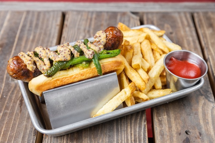 Jalapeño Cheddar Bratwurst w/ Fries