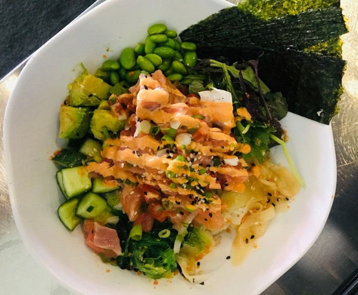 Lomi Salmon Poke Bowl