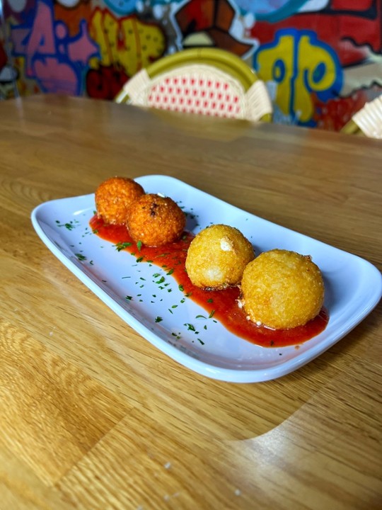 Arancini 1/2.