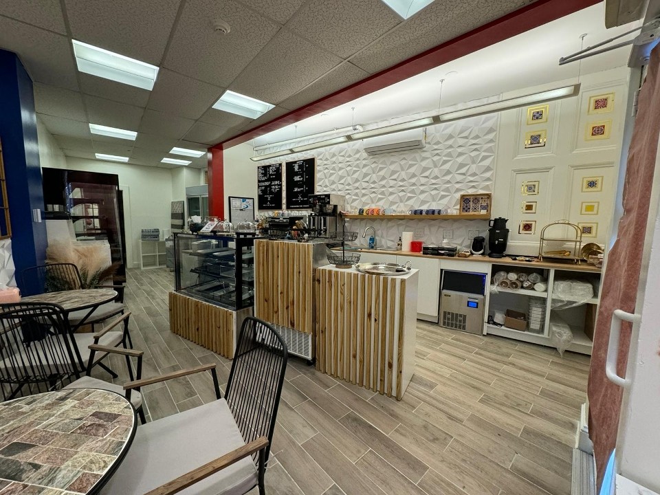 Meet Point Patisserie 3 Kendall St