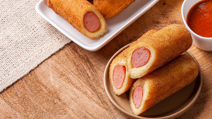 Sausage Roll (Enrolado de Salsicha Frito)