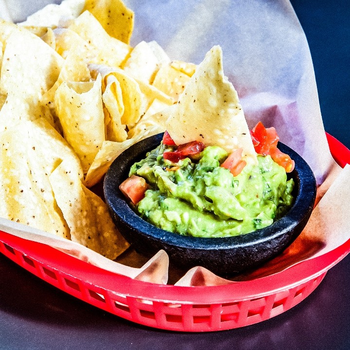 Chips & Guacamole