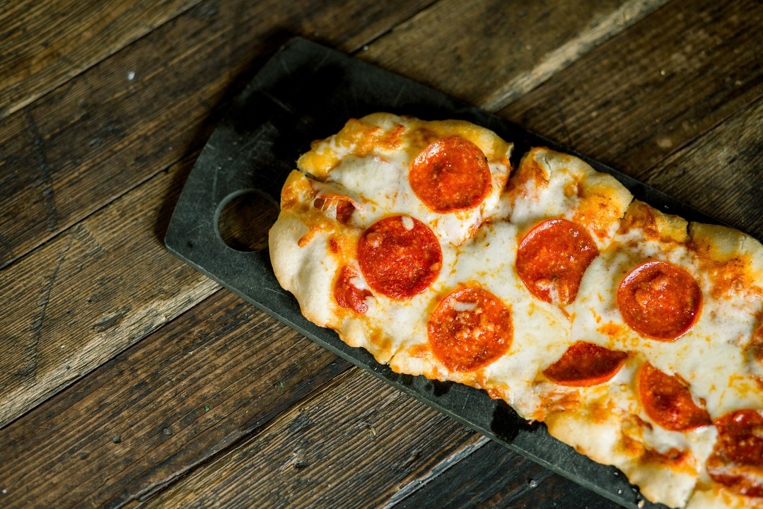 Pepperoni Pizza Flatbread