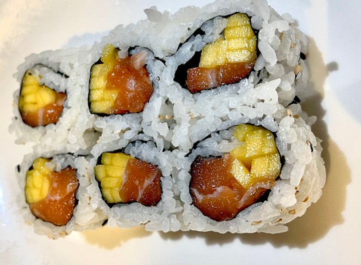 Salmon Mango Roll*