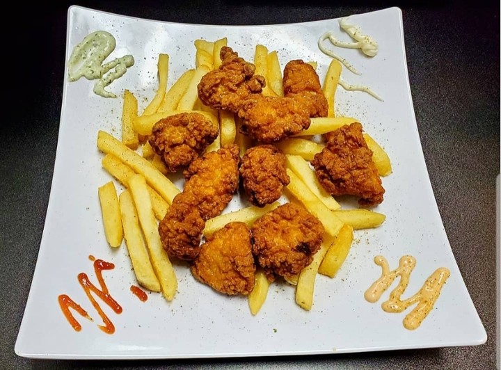 BONELESS CHICKEN WINGS AND FRIES