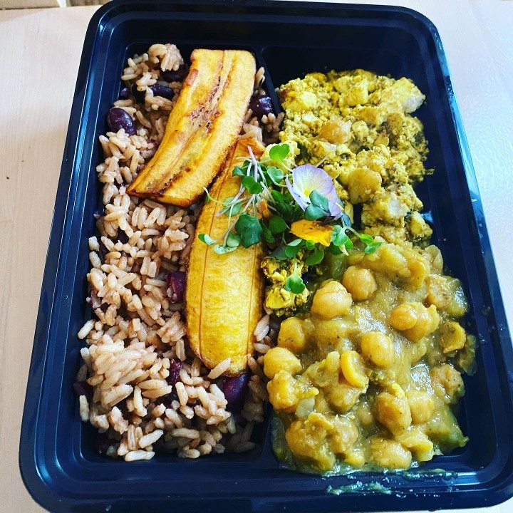 Curry Tofu, Potatoes and Chana, with Pelau Rice