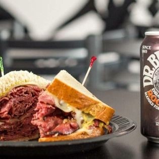 New York Size Hot Corned Beef