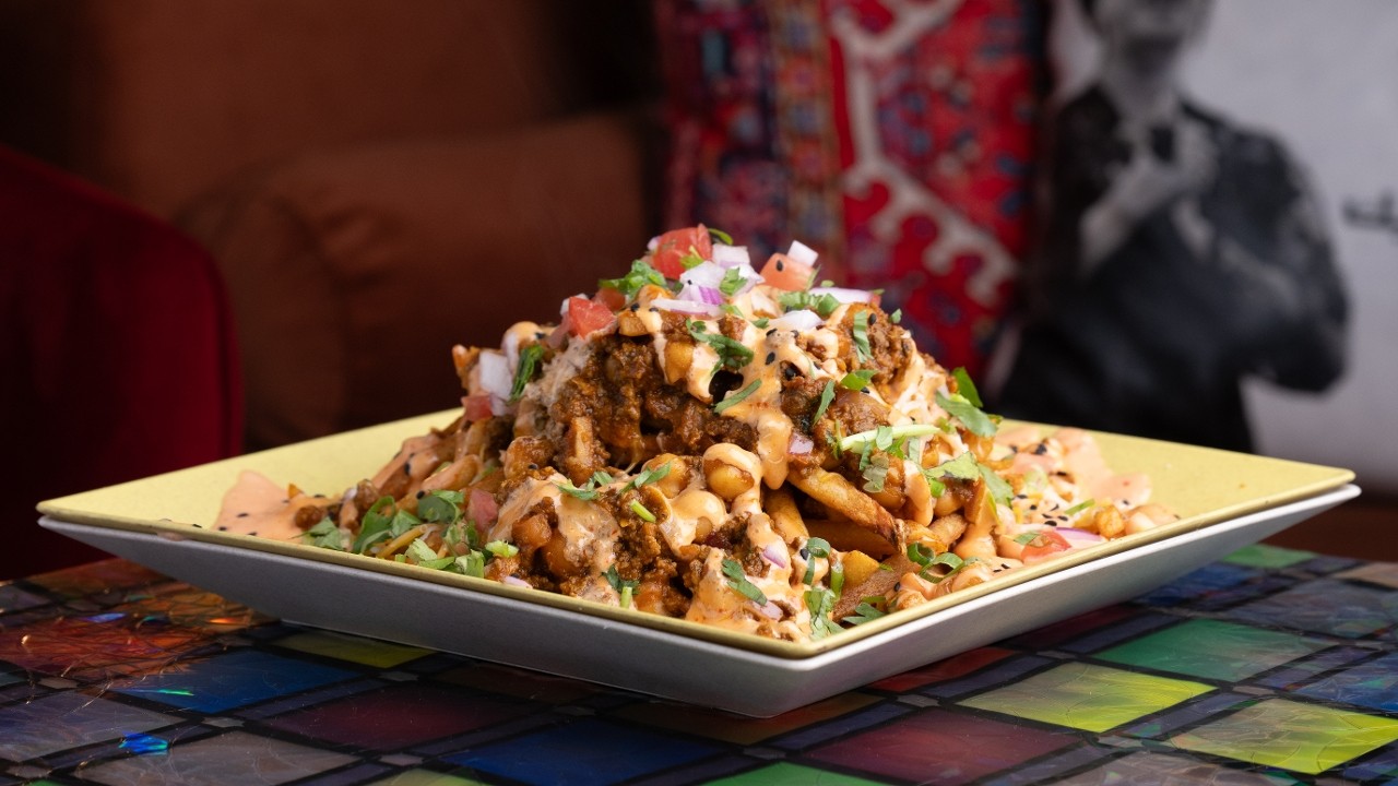 'Detroit-Style' Chili Loaded Fries