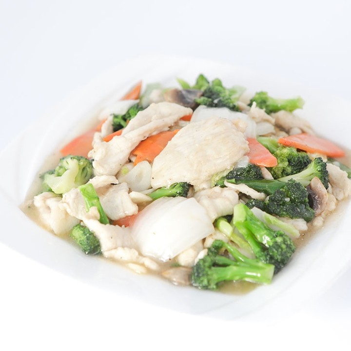 C8 Chicken with Mixed Vegetables 素菜鸡
