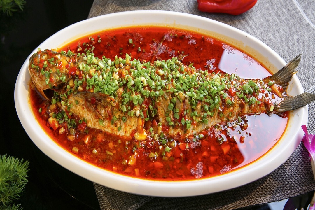 豆瓣鱼douban sauce whole fish over 2 lbs