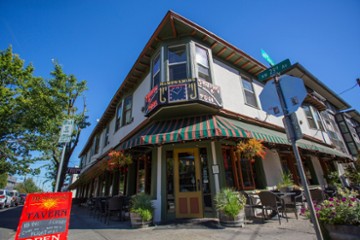 McMenamins Tavern & Pool