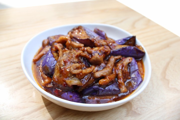 Eggplants w. Spicy Garlic Sauce