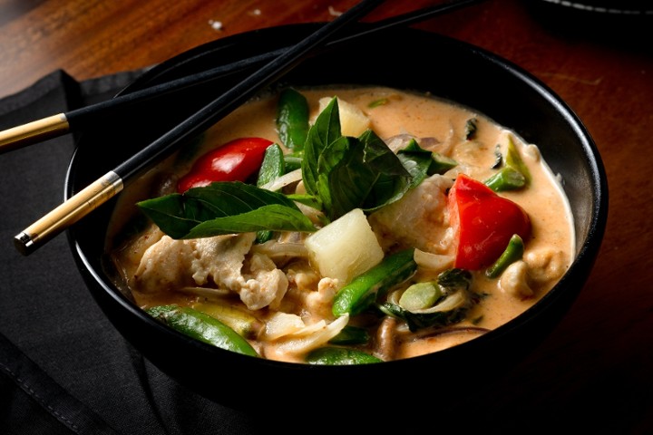 Red Curry Chicken /rice