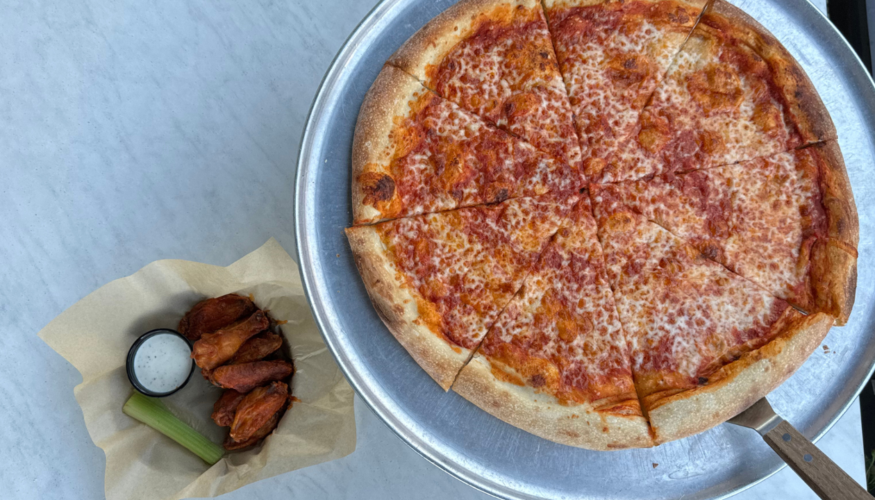 Crust Pizzeria 16th St Upstate NY Wings