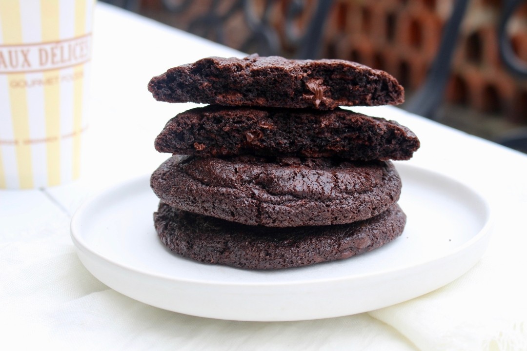 Double Chocolate Chip Cookie Large