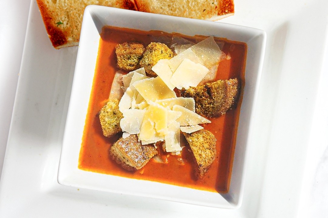 Zesty Tomato Soup with Garlic Bread