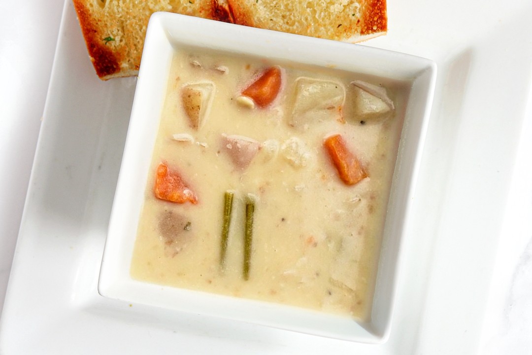 Creamy Potato Soup with Garlic Bread