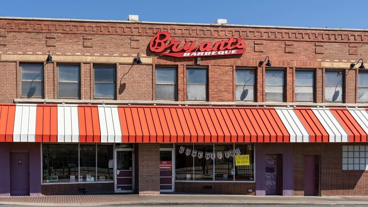 Arthur Bryant's Barbeque 1727 Brooklyn Ave