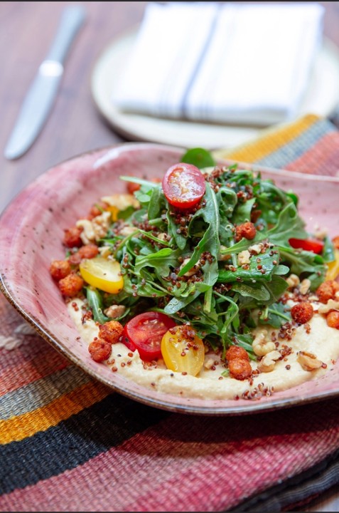 Quinoa hummus salad