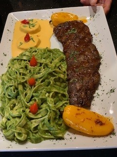 Fetucinni Verde con Entrana Fetuccini with Pesto and Steak