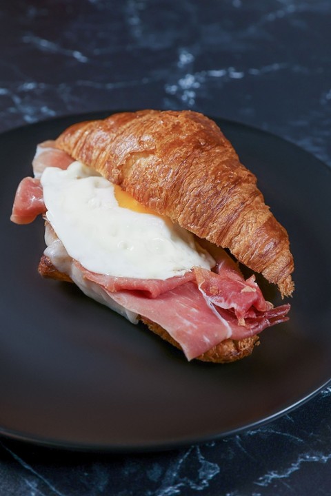 Croissant Prosciutto & Egg Sandwich