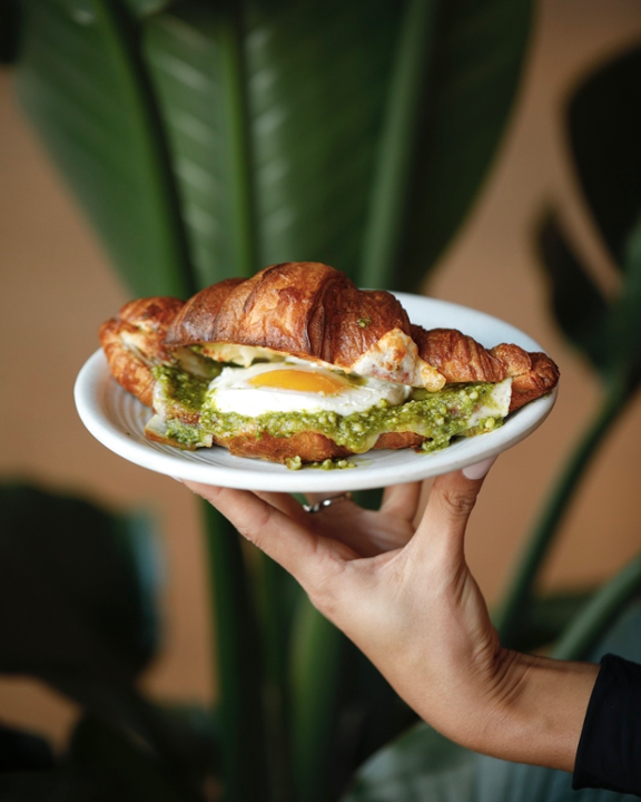Pesto Croissant Egg & Cheese