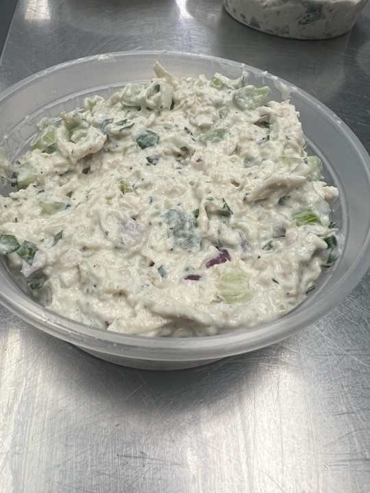 Chicken salad (with crackers)